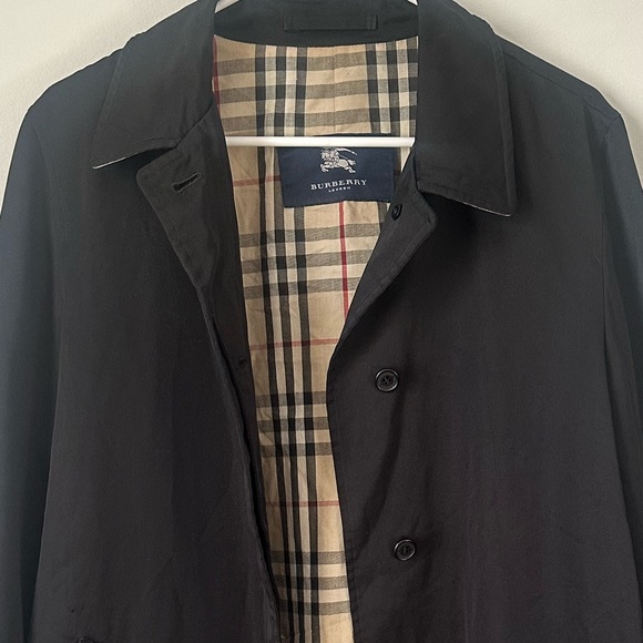 Burberry Black Trench Coat - Picture 4 of 11